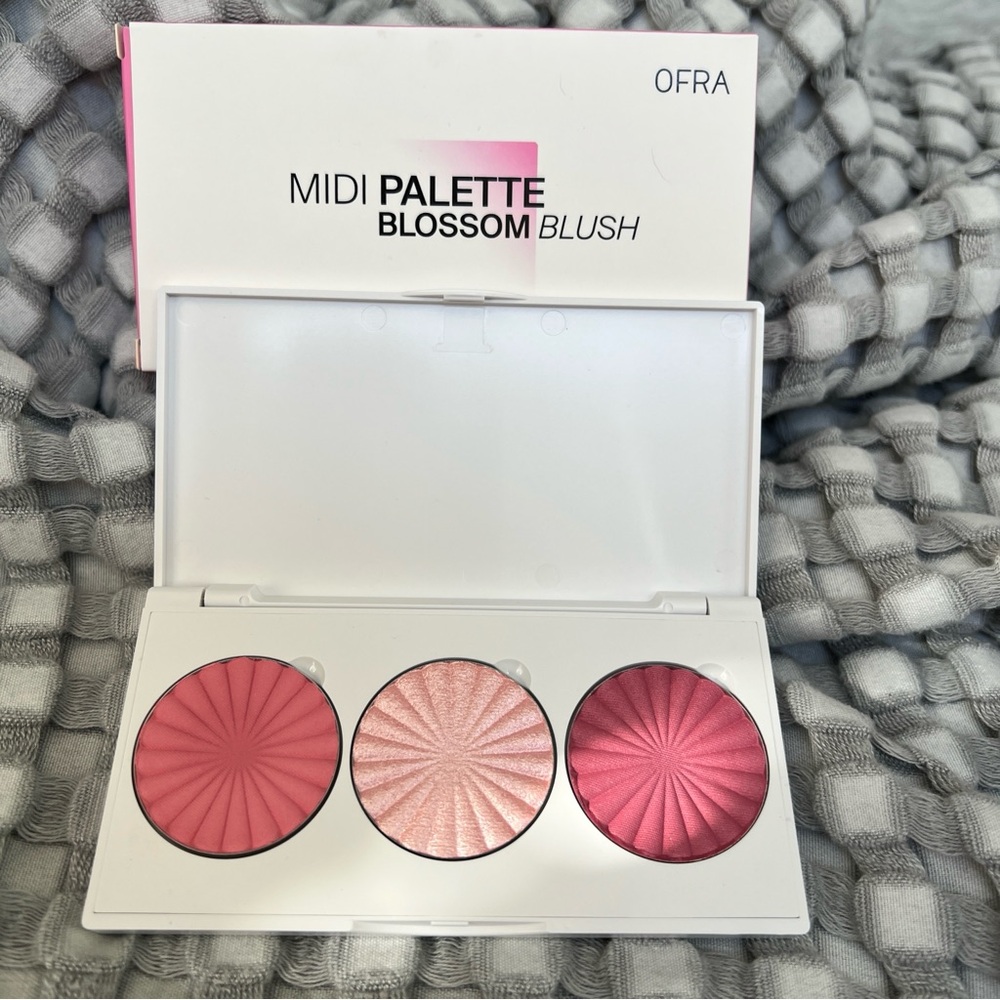 NEW! OFRA Midi Palette Blossom Blush - Pink Trio